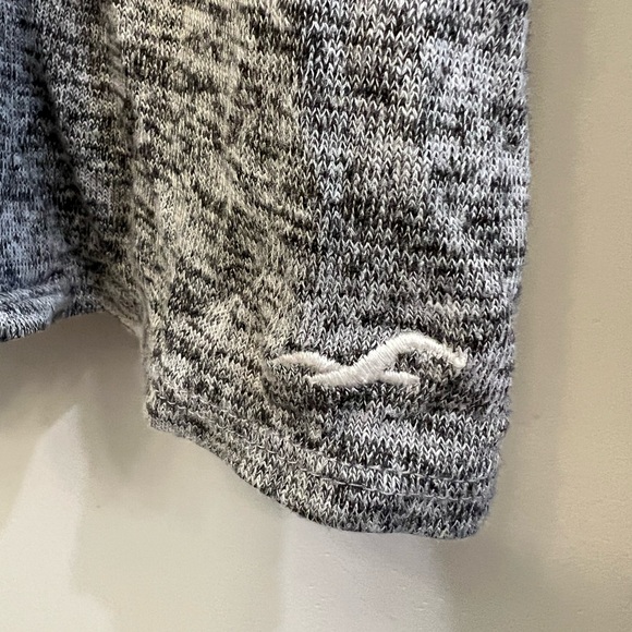 Hollister Gray Heathered Long Sleeve Tee Shirt Lightweight Sweater Top Small S - Picture 3 of 6